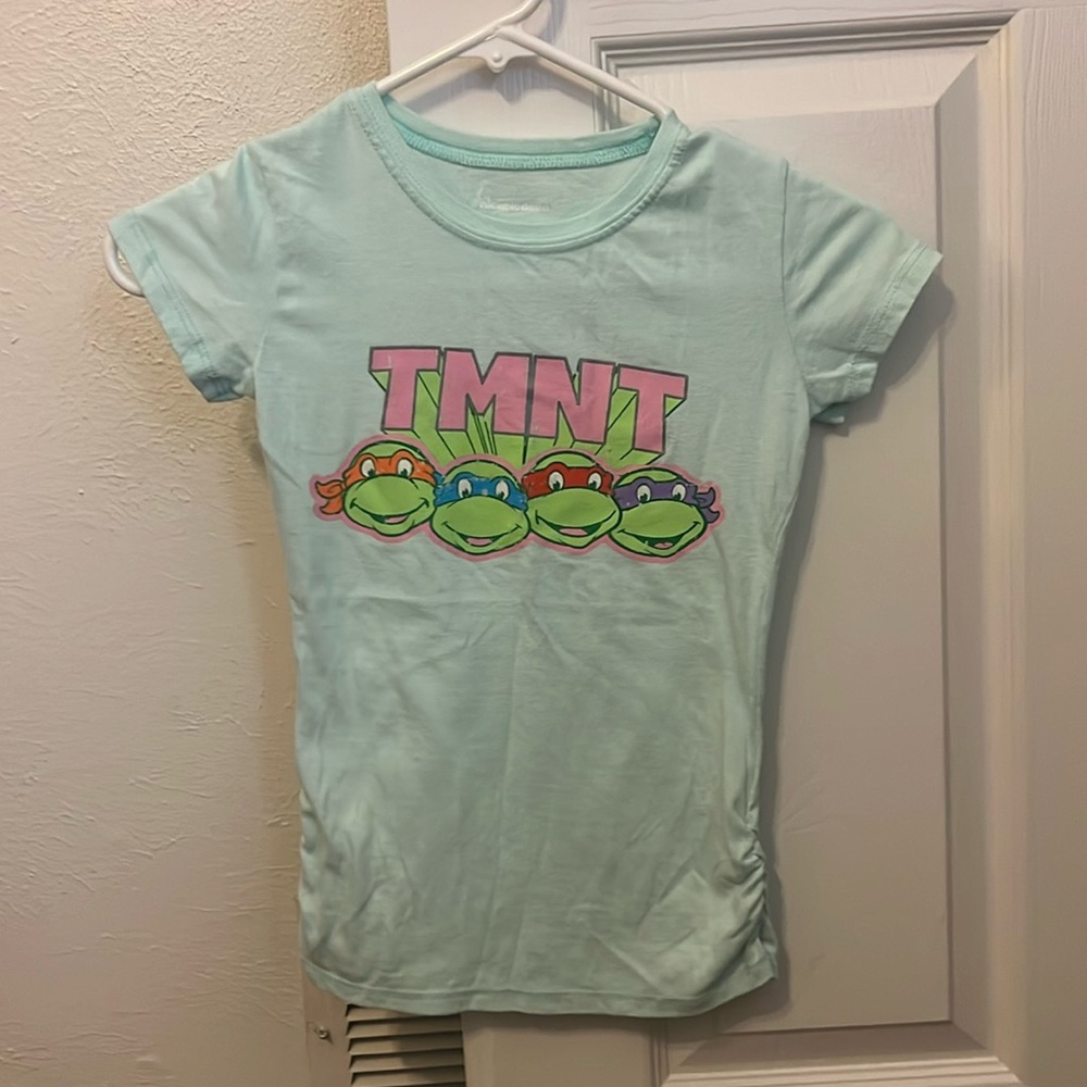 Teenage Mutant Ninja Turtles girls medium (7-9) tshirt with ruched sides